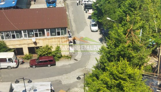 TİMUR EMLAKTAN MEYDANBAŞINDA KELEŞLER İŞHANINDA 2+1 KİRALIK OFİSLER