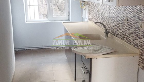 TİMUR EMLAKTAN KEPEZ İZMİRLİOĞLU İLKOKULU YANINDA 3+1 SATILIK DAİRE